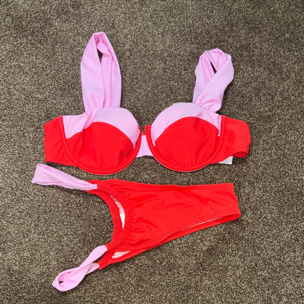 Cupshe Red and Pink Bikini Set